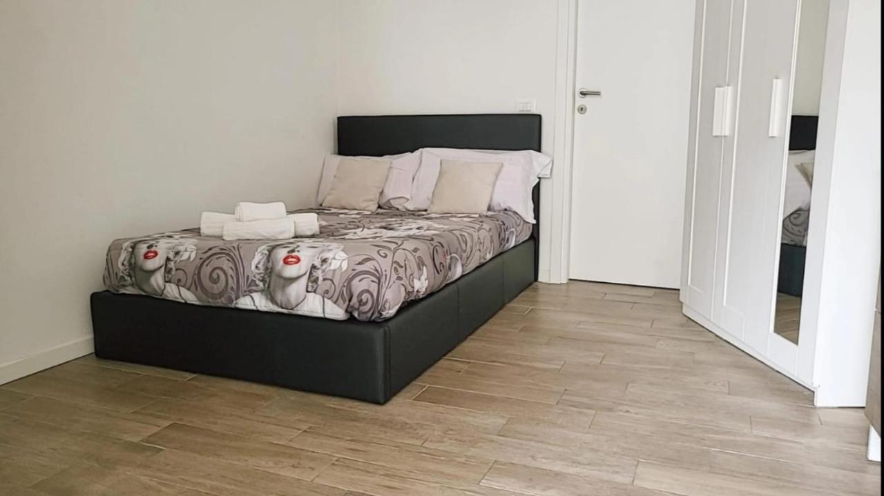 ᗰiki ᕼouտᗴ 2 Apartment Florence Ngoại thất bức ảnh